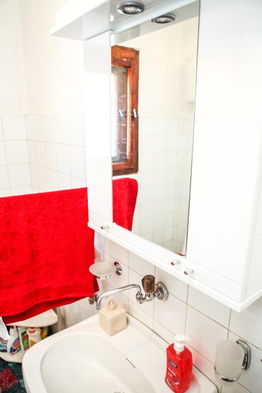 Apartment Dejan ツェティニェ エクステリア 写真